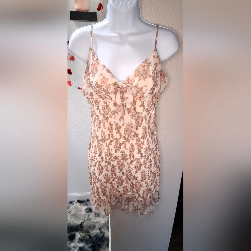 Floral Tie-Front Mini Dress - Picture 4 of 16